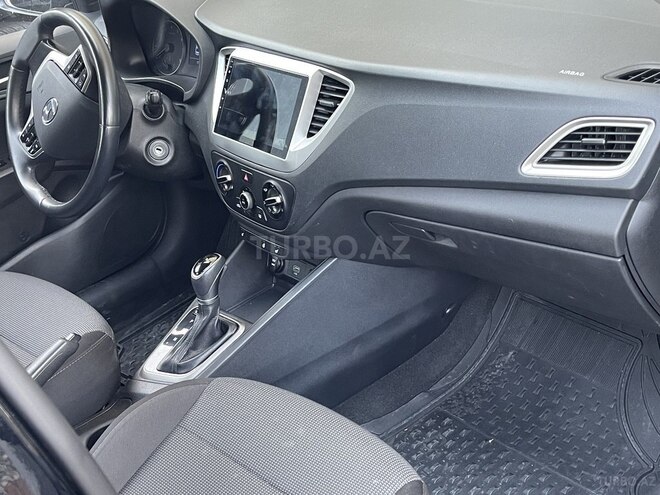 Hyundai Accent 2020, 103,582 km - 1.4 l - Bakı