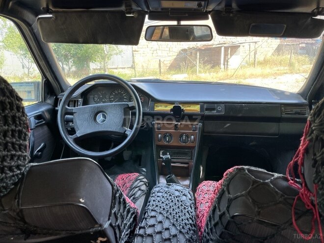 Mercedes E 200 d 1992, 430,000 km - 2.0 л - Beyləqan