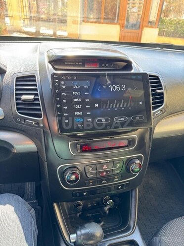 Kia Sorento-9
