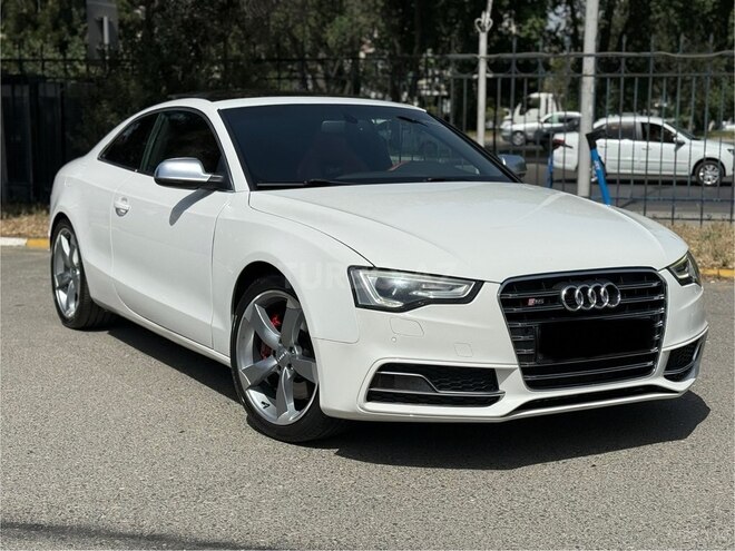 Audi S5 2010, 146,000 km - 4.2 l - Bakı