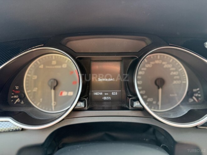 Audi S5 2010, 146,000 km - 4.2 l - Bakı