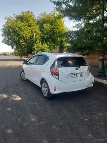 Toyota Aqua 2018, 65,000 km - 1.5 l - Gəncə