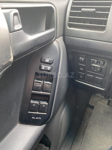 Toyota Land Cruiser Prado 2013, 220,000 km - 2.7 л - Bakı