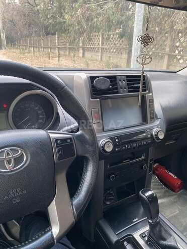Toyota Land Cruiser Prado 2013, 220,000 km - 2.7 л - Bakı
