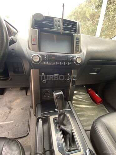 Toyota Land Cruiser Prado 2013, 220,000 km - 2.7 л - Bakı