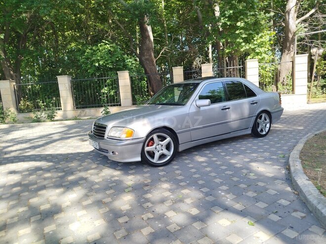 Mercedes C 230 1998, 297,000 km - 2.3 l - Yevlax