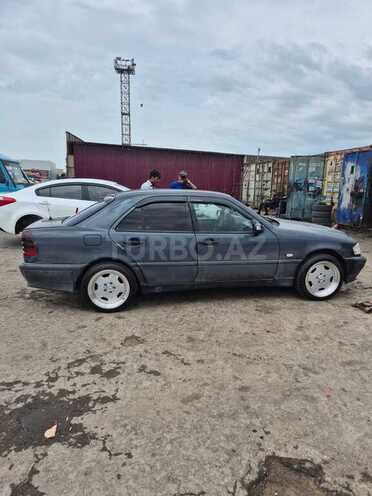Mercedes C 220 d 1999, 236,856 km - 2.2 л - Bakı