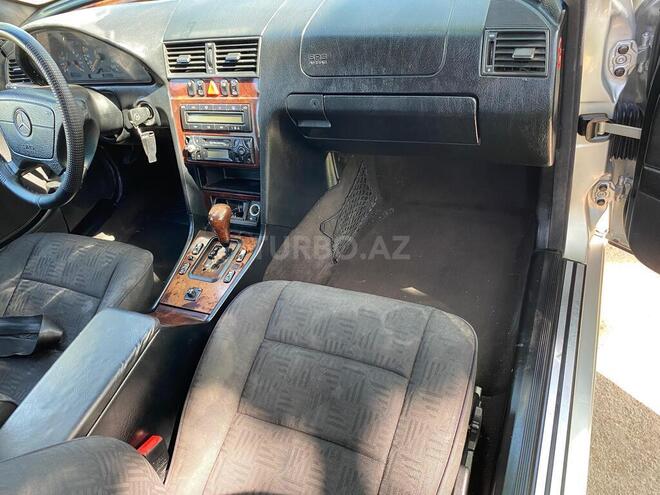 Mercedes C 180 1999, 450,000 km - 1.8 l - Qazax