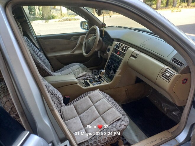 Mercedes E 270 2001, 421,000 km - 2.7 l - Gəncə