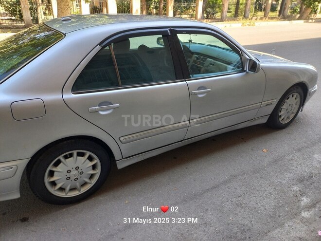 Mercedes E 270 2001, 421,000 km - 2.7 l - Gəncə