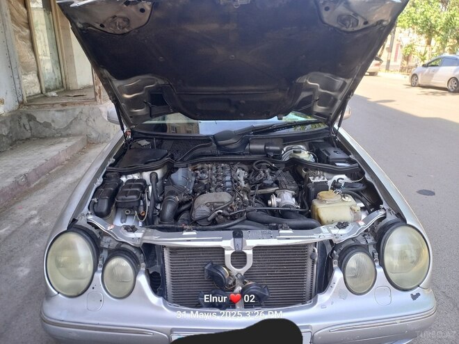 Mercedes E 270 2001, 421,000 km - 2.7 l - Gəncə
