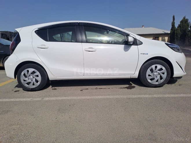 Toyota Aqua 2019, 115,000 km - 1.5 l - Bakı