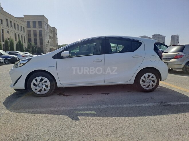 Toyota Aqua 2019, 115,000 km - 1.5 l - Bakı