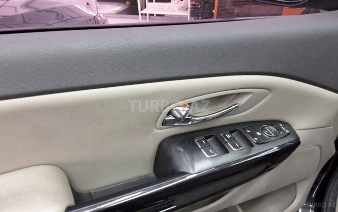 Kia Carnival-16