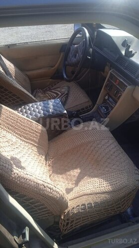 Mercedes E 200 d 1989, 350,530 km - 2.0 l - Bakı