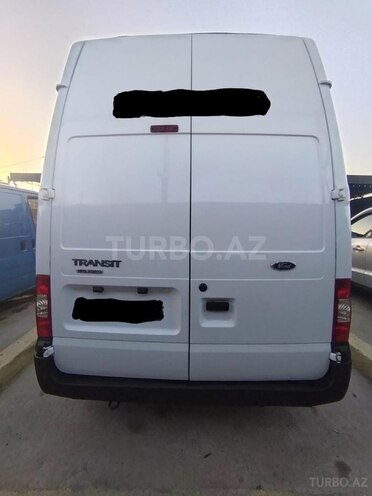 Ford Transit-2