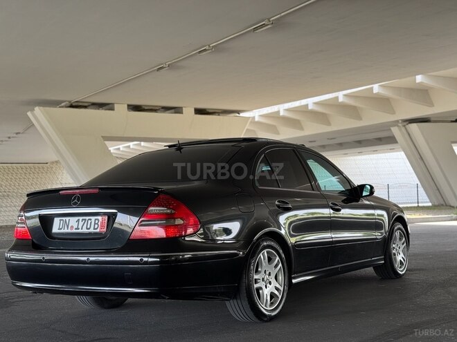 Mercedes E 220 d 2003, 585,000 km - 2.2 л - Bakı