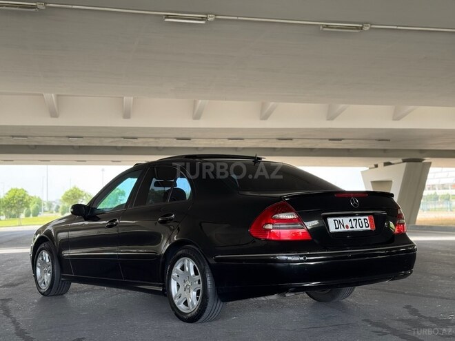 Mercedes E 220 d 2003, 585,000 km - 2.2 л - Bakı