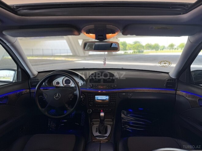 Mercedes E 220 d 2003, 585,000 km - 2.2 л - Bakı