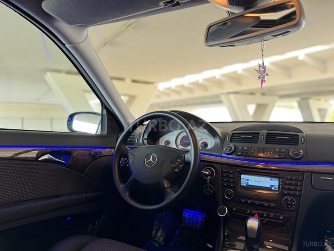 Mercedes E 220 d 2003, 585,000 km - 2.2 л - Bakı