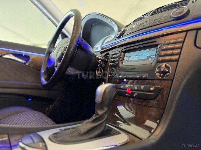 Mercedes E 220 d 2003, 585,000 km - 2.2 л - Bakı