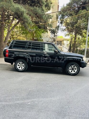Nissan Patrol 2005, 171,000 km - 4.8 l - Bakı