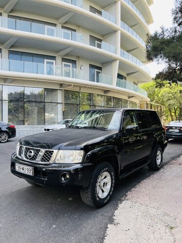 Nissan Patrol 2005, 171,000 km - 4.8 l - Bakı