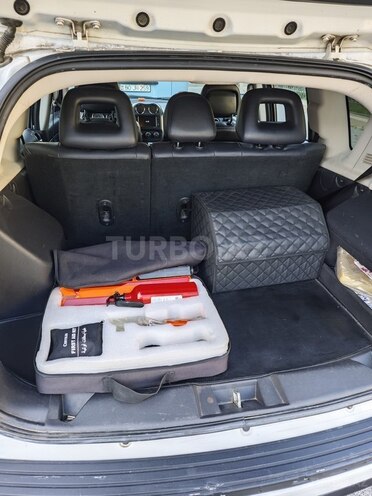 Jeep Compass 2014, 95,000 km - 2.4 l - Bakı