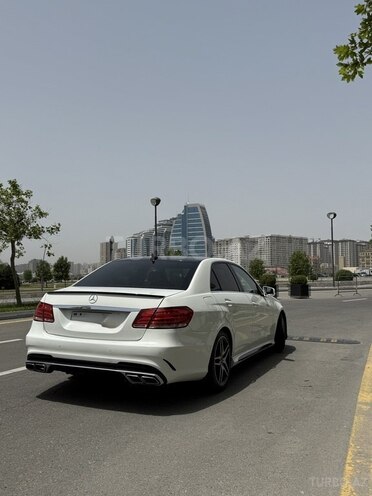 Mercedes E 200 2011, 365,000 km - 1.8 л - Bakı