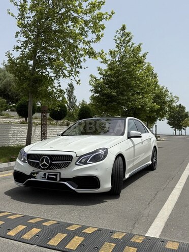 Mercedes E 200 2011, 365,000 km - 1.8 л - Bakı