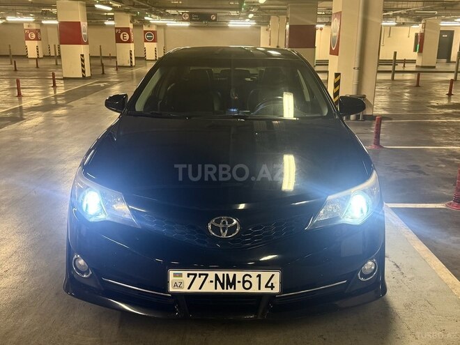 Toyota Camry-1