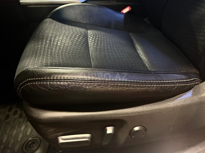 Toyota Camry-18