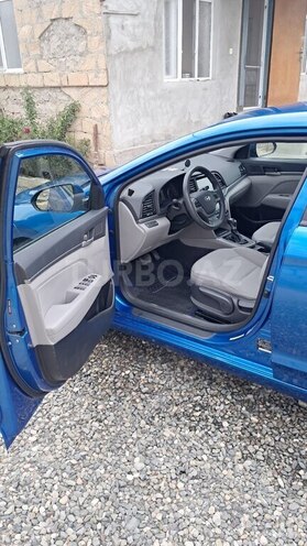 Hyundai Elantra 2017, 179,000 km - 2.0 l - Bakı