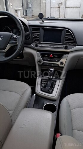 Hyundai Elantra 2017, 179,000 km - 2.0 l - Bakı