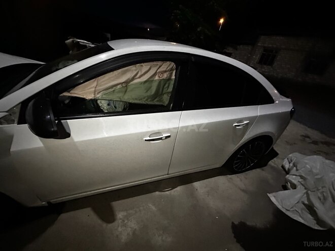 Chevrolet Cruze 2012, 360,000 km - 1.4 л - Zaqatala