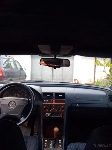 Mercedes C 180 1995, 382,000 km - 1.8 л - Bakı