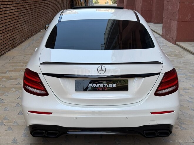 Mercedes E 300 4MATIC 2017, 157,000 km - 2.0 l - Bakı