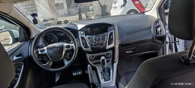 Ford Focus 2014, 231,548 km - 1.6 л - Bakı