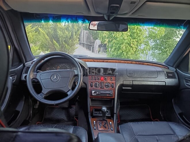 Mercedes C 200 1998, 400,000 km - 2.0 l - Sabirabad