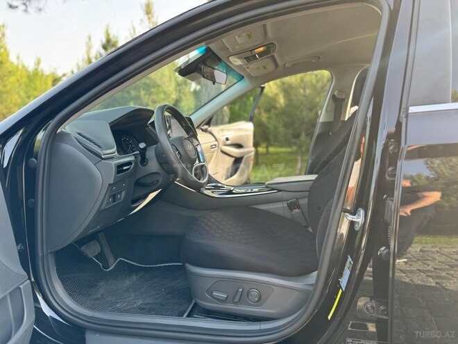 Hyundai Sonata-6