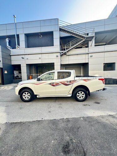 Mitsubishi L200 2016, 189,000 km - 2.5 l - Bakı