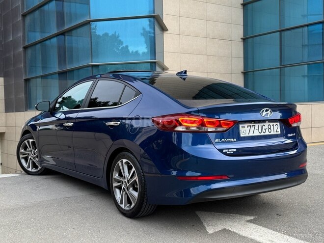Hyundai Elantra 2017, 135,000 km - 2.0 l - Bakı