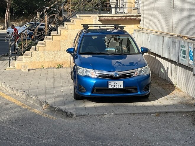 Toyota Corolla Fielder 2014, 342,000 km - 1.5 л - Bakı