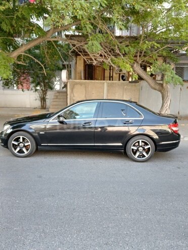Mercedes C 220 d 2007, 380,000 km - 2.2 l - Bakı