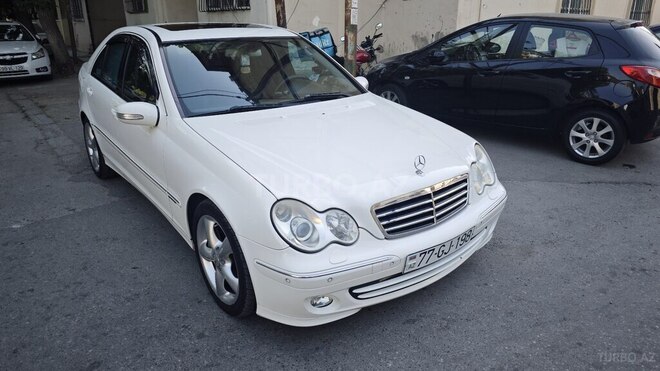 Mercedes C 230 2006, 250,000 km - 2.5 l - Bakı