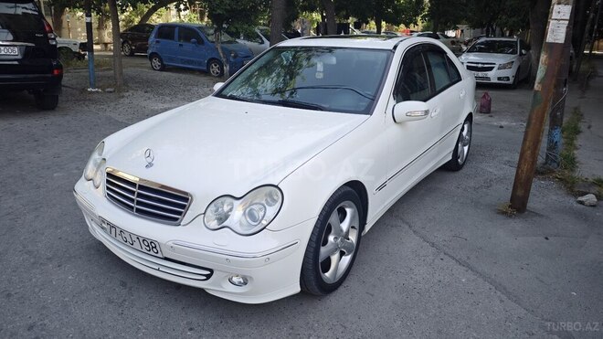 Mercedes C 230 2006, 250,000 km - 2.5 l - Bakı