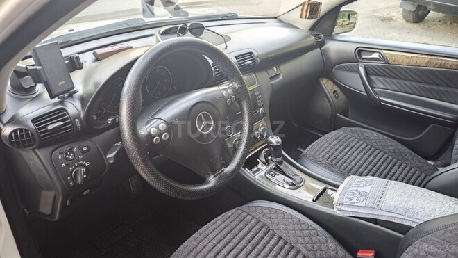 Mercedes C 230 2006, 250,000 km - 2.5 l - Bakı