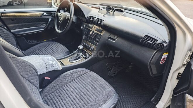 Mercedes C 230 2006, 250,000 km - 2.5 l - Bakı
