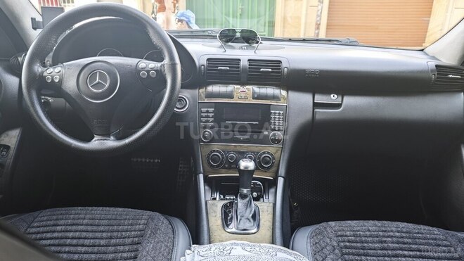 Mercedes C 230 2006, 250,000 km - 2.5 l - Bakı