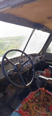 UAZ 469 1983, 250,000 km - 2.4 l - Göygöl